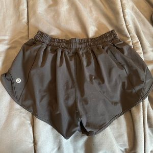 Lulu shorts